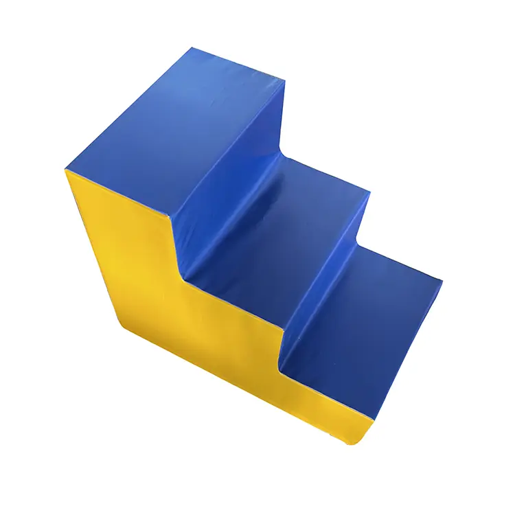 Cầu thang ba bước